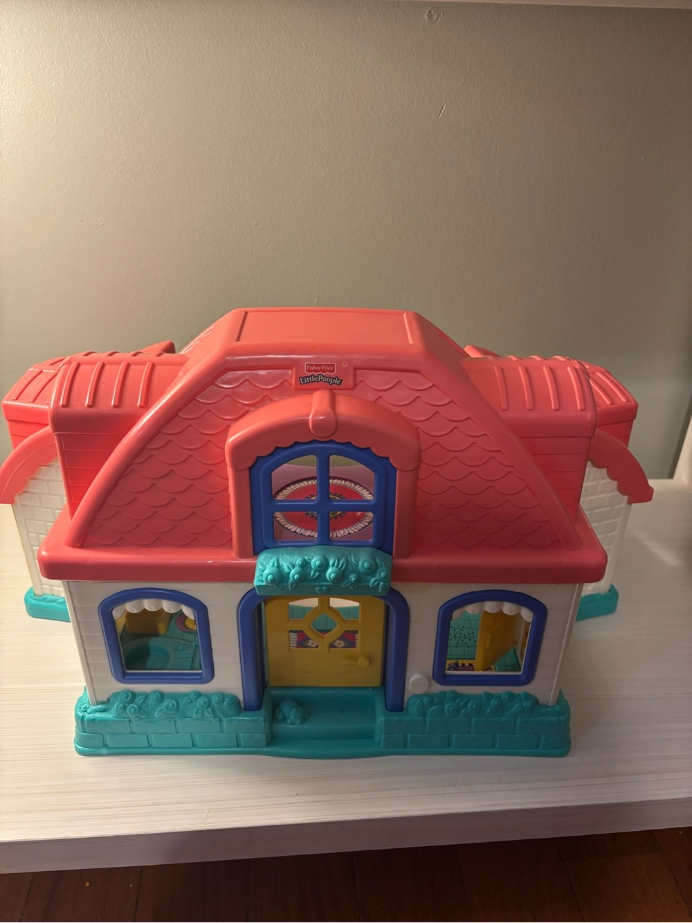 Vintage Fisher Price Little People Sweet Sounds #2609 Doll House 2005